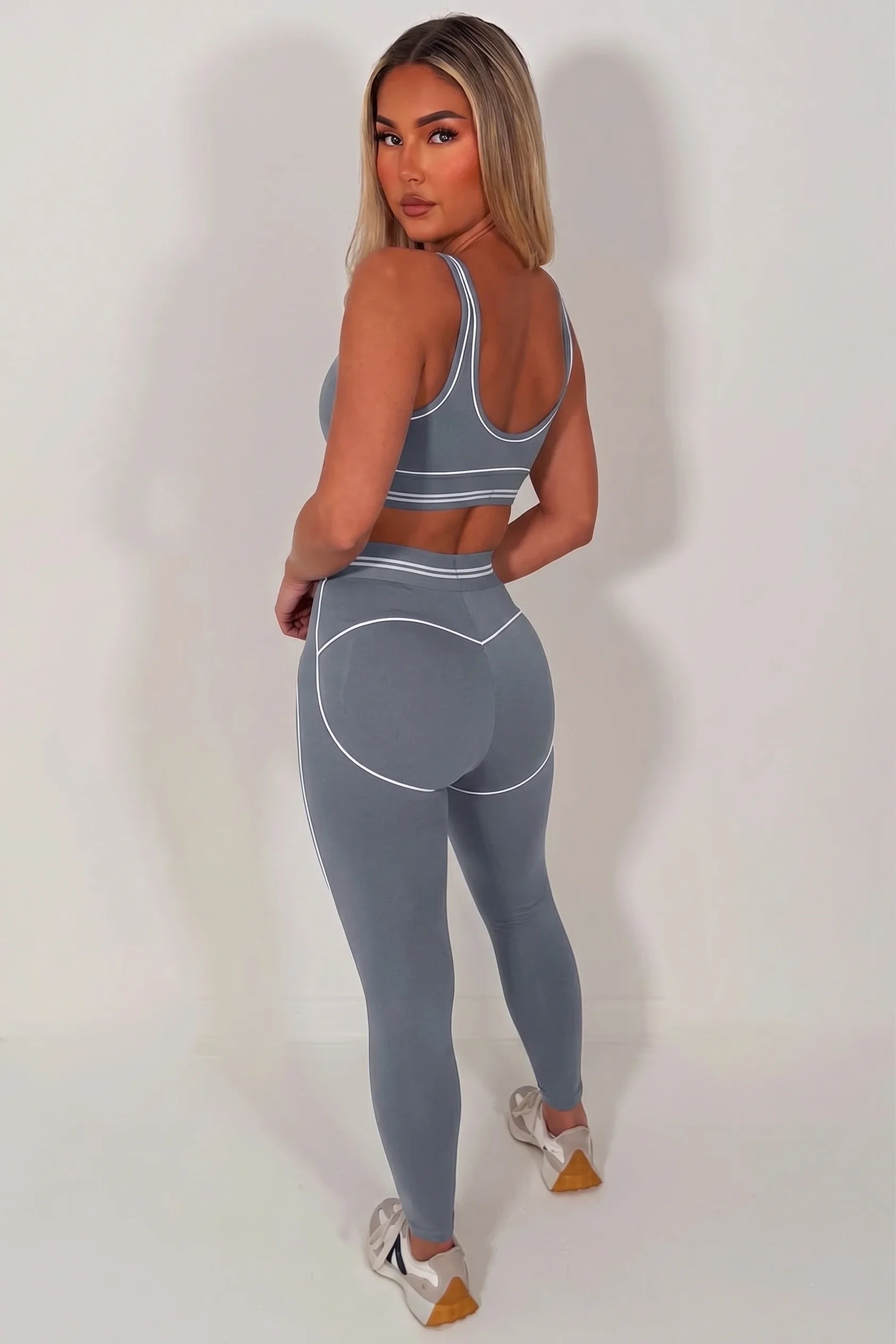 Alo Yoga Airbrush Set
