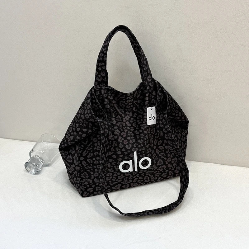 Alo Yoga Tranquility Tote Bag - Black