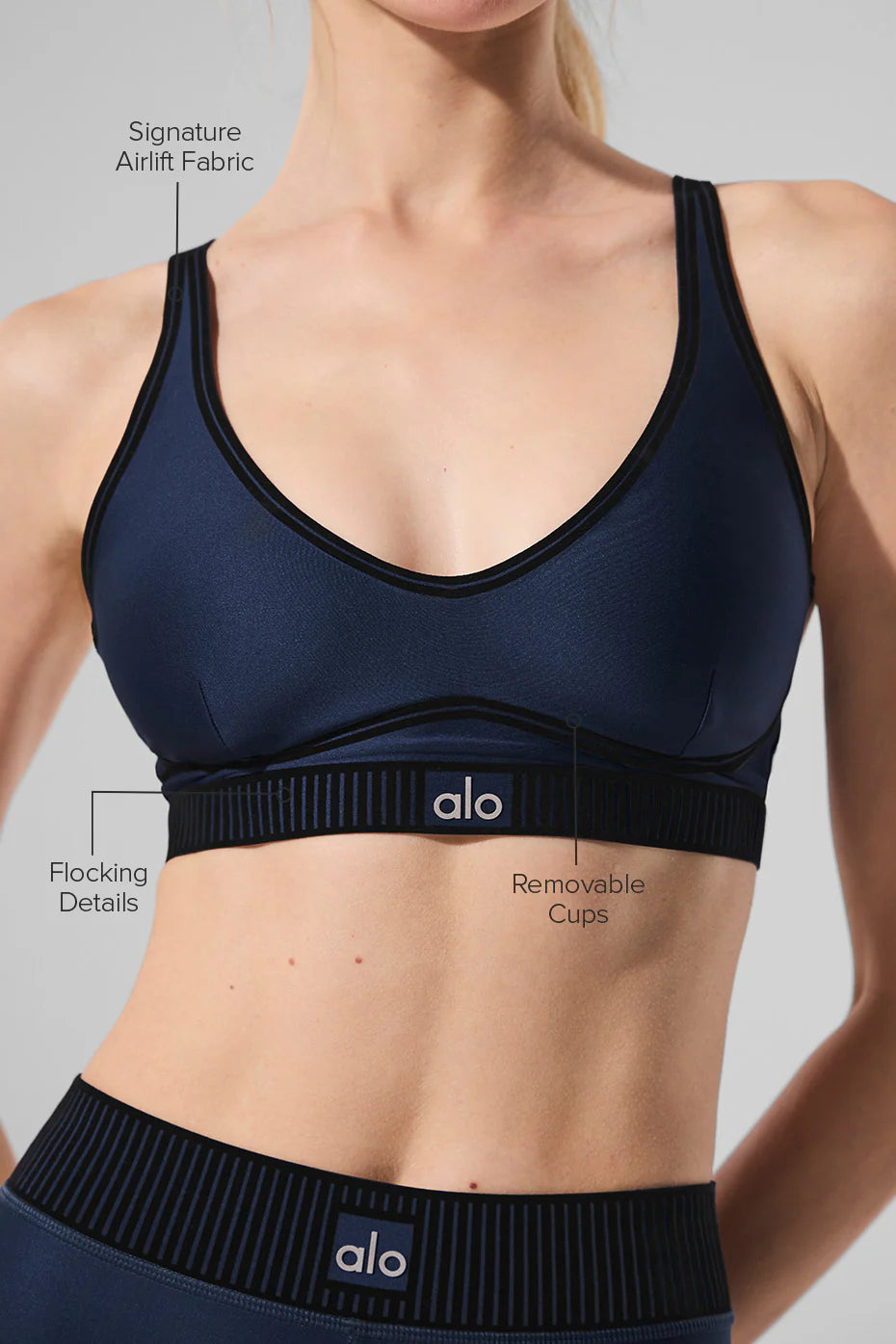 Alo Yoga Airlift Set