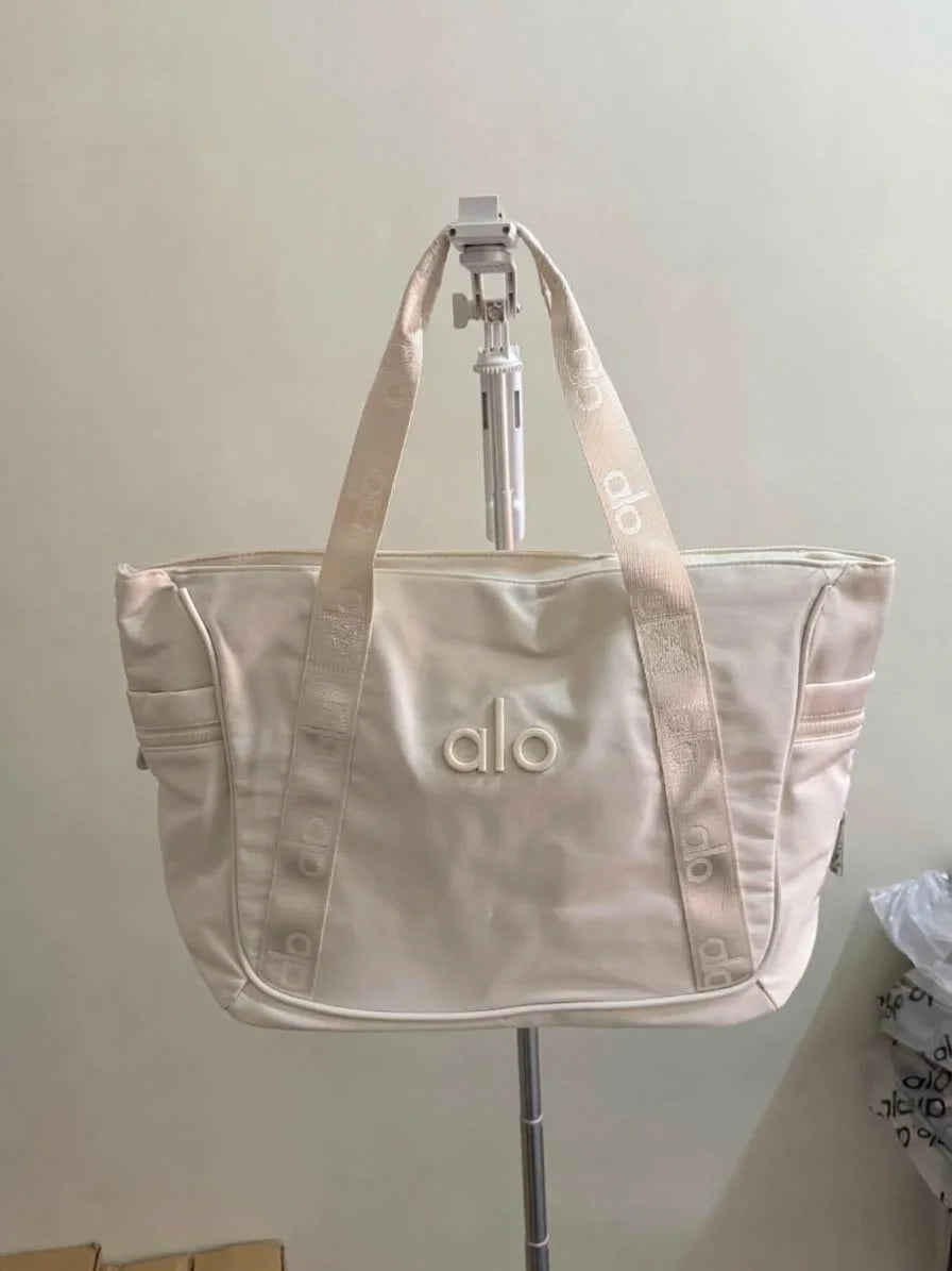 Alo Roomy Bag