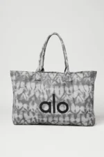 Alo Yoga Studio Tote Bag