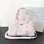 Alo Yoga Voyage Duffle Bag – Image 3