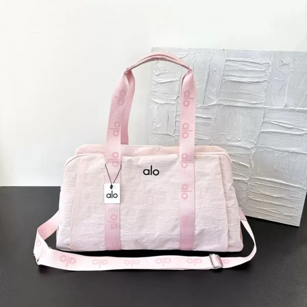 Alo Yoga Voyage Duffle Bag – Image 3