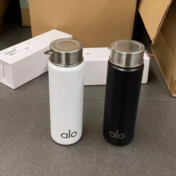 Alo Yoga Water Bottle – Image 2